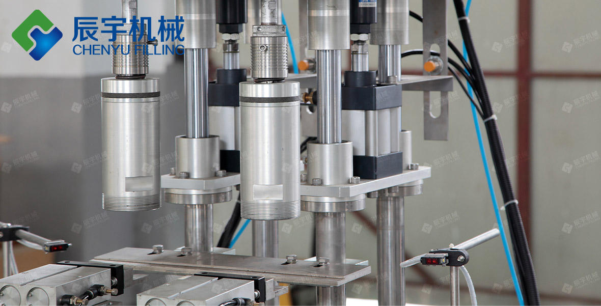 雞尾酒灌裝機(jī) 雞尾酒灌裝機(jī)